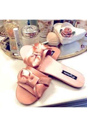 NWT ZIGI SOHO Valiant Satin Bow Slides Slippers Sandals Blush Pink Various Sizes